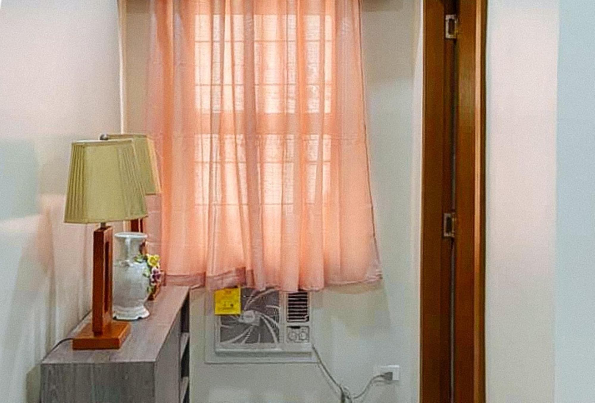 Leonila'S Travellers Inn Iloilo City Ngoại thất bức ảnh