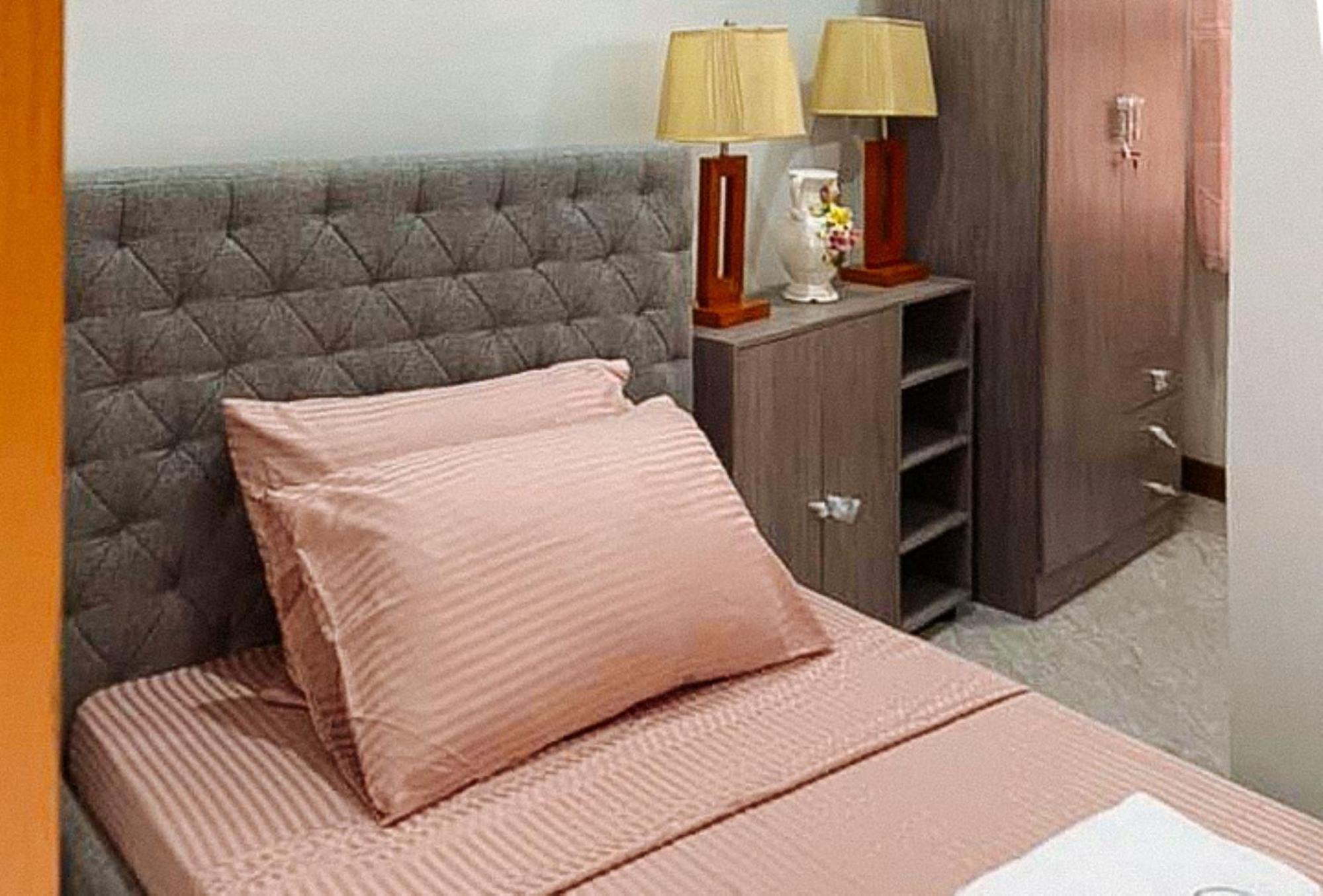 Leonila'S Travellers Inn Iloilo City Ngoại thất bức ảnh