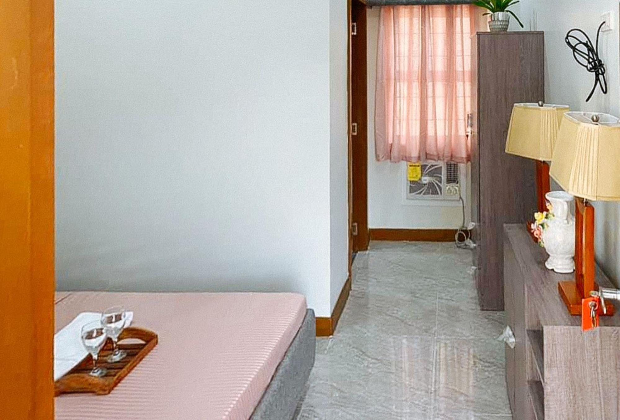 Leonila'S Travellers Inn Iloilo City Ngoại thất bức ảnh